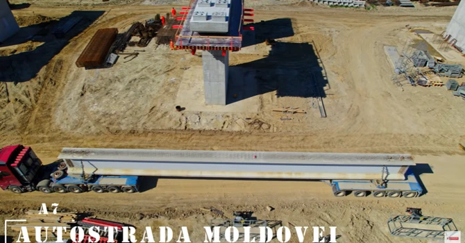 VIDEO Autostrada Focșani – Bacău: UMB montează grinzi la viaductul uriaș peste mlaștină, ultima mare „redută” de cucerit pe A7