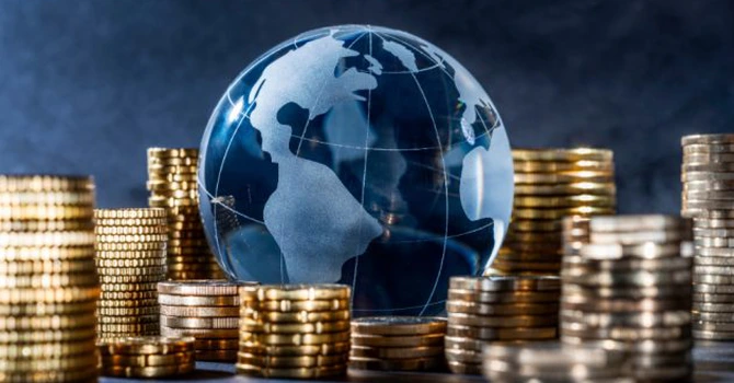 Bloomberg: Războiul reactivează pericolul stagflaţiei pentru economia mondială