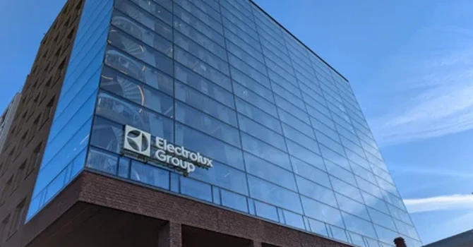 Electrolux închide fabrica din Ungaria
