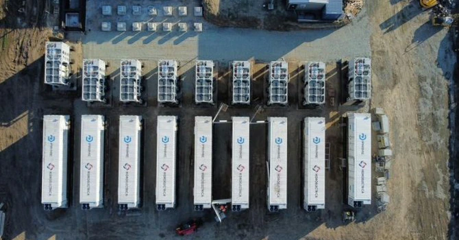 Hidroelectrica, planuri mari, de 2.000 MWh, în baterii de stocare a energiei electrice. Prima baterie va fi gata în câteva luni