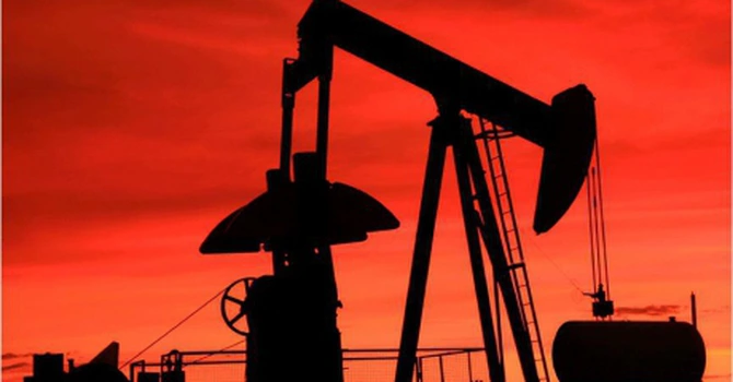 Secretarul Trezoreriei SUA apără suspendarea sancţiunilor asupra petrolului din Rusia