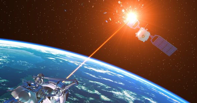 Iranul a folosit un satelit spion luat de la chinezi pentru a ataca bazele americane din Orientul Mijlociu (FT)