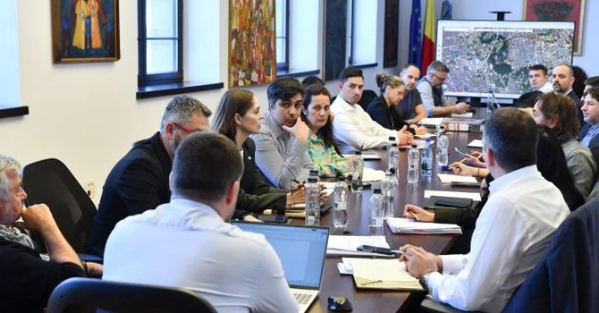 Primăria Muncipiului București va începe lucrările de amenajare a Parcului Herăstrău. Primul pas va consta în golirea lacului de apă. Ciucu vrea să instaleze și o statuie a regelui Mihai