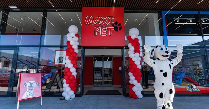 Maxi Pet deschide al treilea hipermarket pentru animale de companie din București