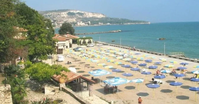 FOTO Mai merită să mergi la mare în Bulgaria? O bere la terasă costă 5-6 euro, ce spune vicepreședintele ANAT
