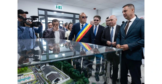 FOTO S-a deschis primul complex balnear construit de la zero în România după 1989