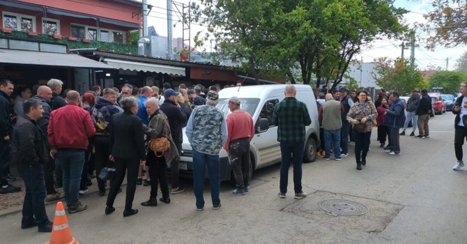 Cei mai buni mici din București: Câți bani face celebrul Ciotoianu, care se pregătește să deschidă a treia locație