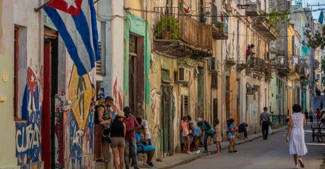 Cuba se pregăteşte pentru o posibilă intervenţie americană, pe fondul escaladării tensiunilor cu Washingtonul