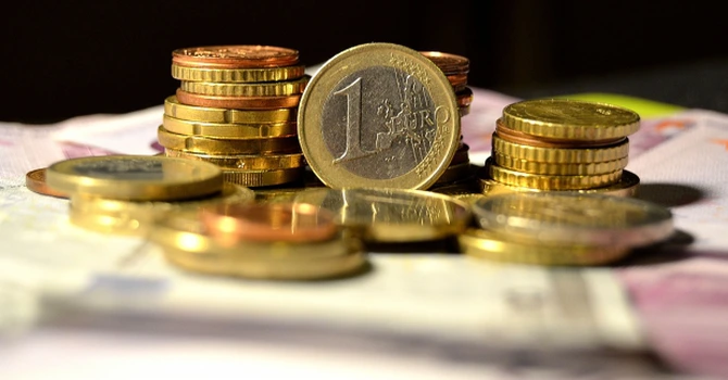 Anunțul BNR despre ce se va întâmpla cu euro în perioada următoare