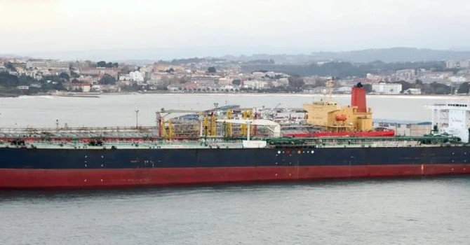 Atacuri cu drone în Marea Neagră: Trei petroliere au fost atacate la sud de România