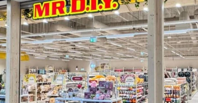 Lanțul asiatic de magazine MR. DIY, cu produse ieftine pentru casă, intră în două noi oraşe din România. Are deja peste 5.000 de unități la nivel global