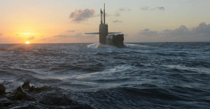 Un submarin nuclear american a sosit în Gibraltar