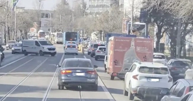Tramvaiul 5, ca 41? O asociație propune instalarea de separatoare pe tronsonul modernizat, dar și introducerea de autobuze