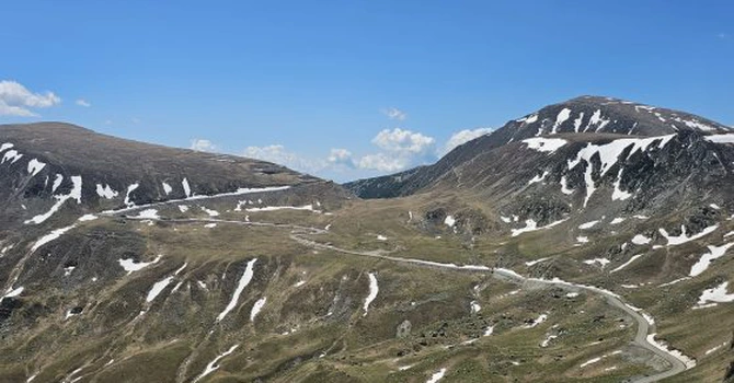 Transalpina: Mâine se redeschide circulația pe cea mai înaltă șosea din țară, între Rânca și Curpăț