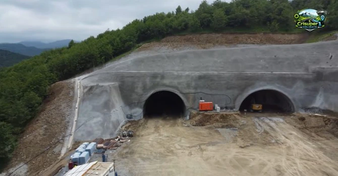 VIDEO Autostrada A1 Sibiu – Pitești: De ce o galerie a tunelului Boița 1 este mai lată decât cealaltă