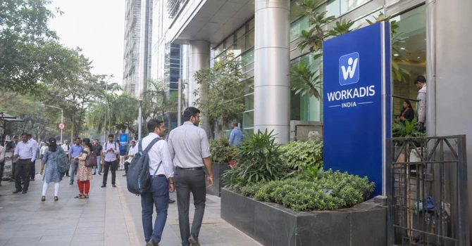 Importatorul de forță de muncă Workadis Group anunță că deschide patru centre proprii de recrutare în Dubai și India