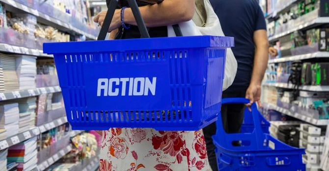 Lanțul de magazine Action cu 1.500 de produse la 5 lei intră în două noi oraşe din România