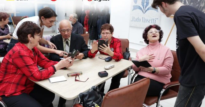 „A doua tinereţe” pentru seniori prin programul Hi Digital. Raiffeisen Bank România şi Fundația Vodafone ajută vârstnicii să folosească tehnologia mai uşor
