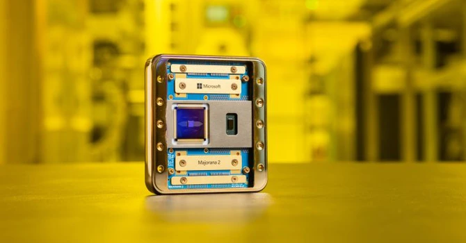 Microsoft anunță că a creat un cip cuantic de 1.000 de ori mai bun decât modelul de anul trecut