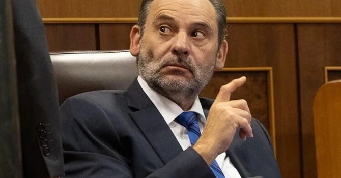 Condamnare de 24 de ani de închisoare pentru un fost ministru al transporturilor din Spania, apropiat de premierul Sanchez