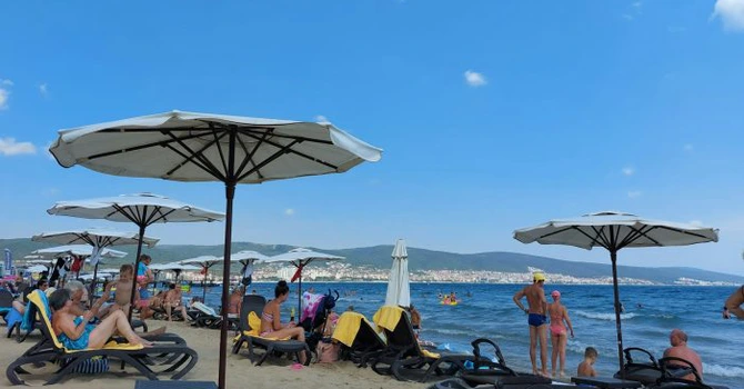 Cafea la 27 de euro pe litoralul din Bulgaria: Mai merită să meargă românii acolo în vacanță? Ce spun chiar bulgarii