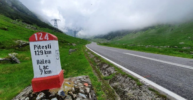 Transfăgărășanul ar putea fi redeschis circulației vineri. Anunțul șefului CNAIR