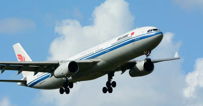Trei companii chineze vor cumpăra 95 de avioane Airbus la un preț de catalog de 17,8 miliarde de dolari