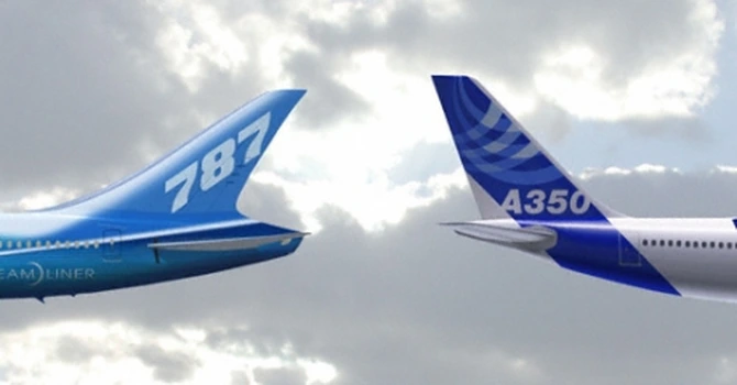 Bătălia giganţilor aviatici – Boeing cere autorităţilor din SUA să intervină în dosarul împrumutului record acordat de UE rivalului Airbus