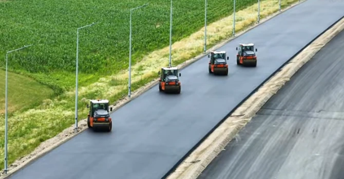 VIDEO Autostrada A7 Bacău – Pașcani: Imagini noi de pe lotul 3, cu primul nod turbion din România