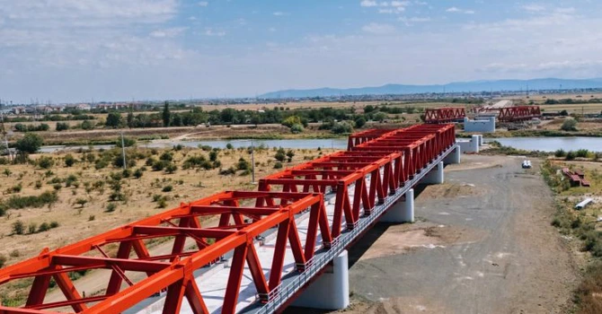 FOTO Calea ferată Caransebeș – Timișoara – Arad. Cel mai avansat lot a ajuns la 76%. Care este stadiul pe celelalte trei loturi