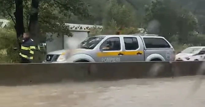 VIDEO DN1, blocat la Breaza – Nistorești, din cauza inundațiilor