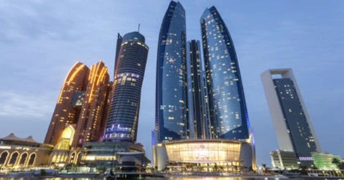 Rezidenţii din Dubai vor fi plătiţi pentru a-şi invita prietenii şi familia să viziteze emiratul