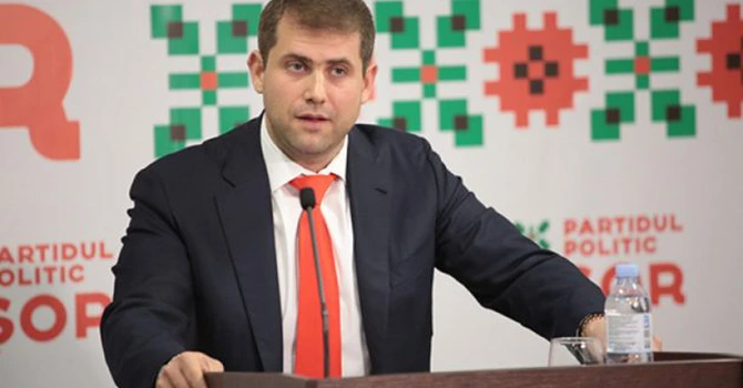 Controversatul afacerist Ilan Șor a fost trimis din nou în judecată de procurorii din Republica Moldova. El este acuzat că a delapidat 100 de milioane de dolari ale unei bănci