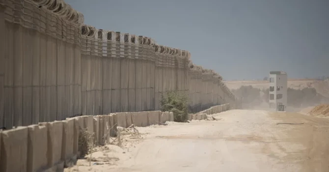 Israelul construieşte o barieră de 23 de km în Fâşia Gaza