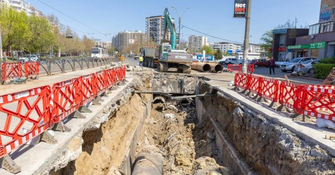 Mii de blocuri din Capitală rămân fără apă caldă. Lucrări la rețeaua de termoficare de 1,3 miliarde de lei