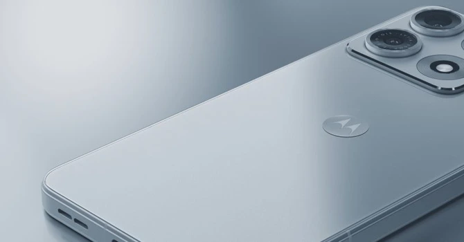 Motorola prezintă noul edge 70 max, primul telefon cu asistentul Qira AI și baterie de 7.100 mAh