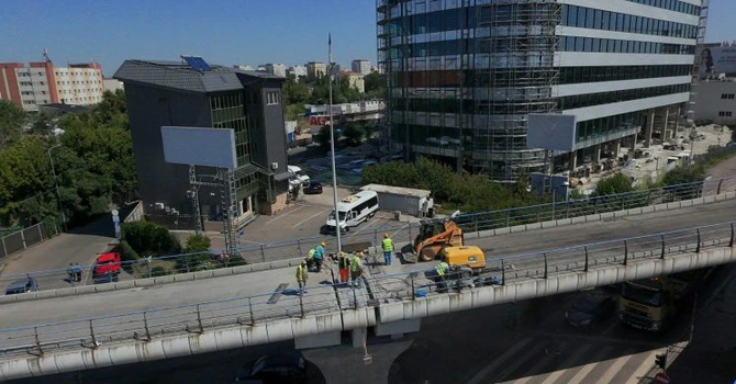 FOTO Pasajul Basarab. Ce s-a reparat până acum și când va fi reluată complet circulația, inclusiv a tramvaielor
