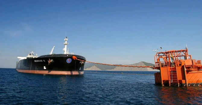 Kazahstanul, cea mai importantă sursă de petrol a României, oprește livrările prin Marea Neagră după atacurile asupra petrolierelor care transportă țițeiul