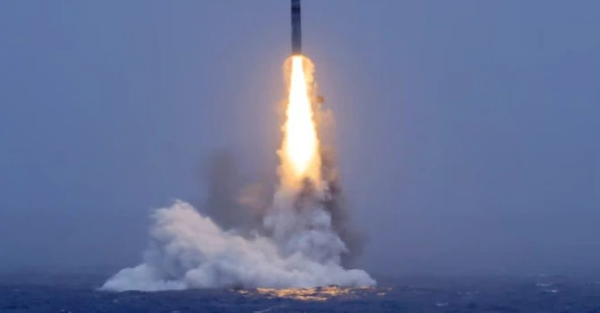 Şoc după testul cu rachetă balistică făcut de China în Pacific. Ţările din din regiune se unesc împotriva gigantului asiatic şi experimentului de „pe continentul albastru”
