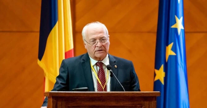 AUR cere reanalizarea grilei de salarizare pentru personalul medical
