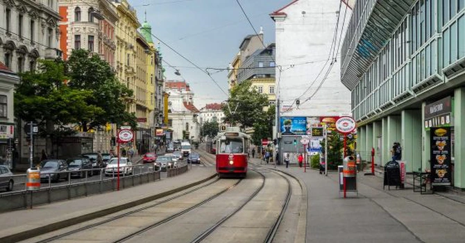 Viena dublează taxa specială pentru turişti