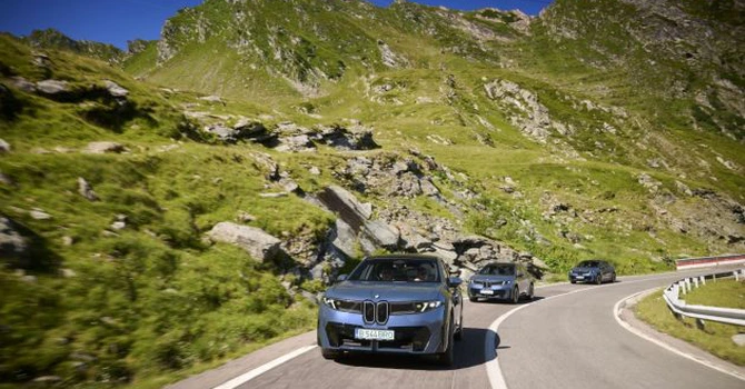 Test BMW iX3: Ingineria BMW în față cu Transfăgărășanul și realismul fantastic din Țara Făgărașului