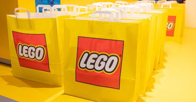 Afaceri record pentru gigantul LEGO în România în 2025: peste 345 de milioane de lei