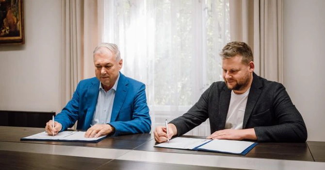 CJ Mureș a semnat contractul pentru modernizarea primului tronson a DJ 153 Ernei-Sovata, cu o valoare de peste 225 de milioane de lei