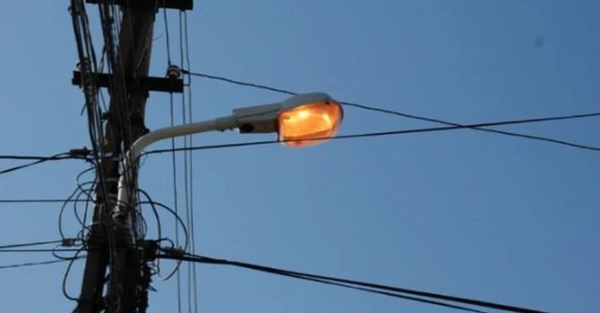 Asociaţia Română pentru Iluminat solicită autorităților ca în contextul crizei energetice iluminatul public să fie redus, dar nu oprit
