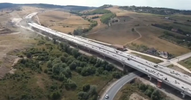 VIDEO Autostrada Transilvania: Care mai este stadiul lucrărilor la mega-viaductele de 3,2 kilometri