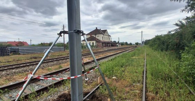 FOTO Calea ferată România – Ucraina: Au început lucrările de electrificare pe linia Dărmănești–Vicșani–Frontieră