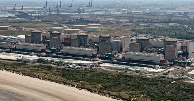 Cea mai mare centrală nucleară din Franța a fost oprită aproape total din cauza meduzelor