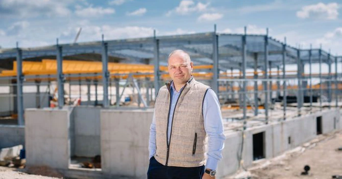 Premierul Ungariei, mesaj dur pentru milionarul din Harghita, după ce și-a băgat firma de construcții în faliment: S-a terminat cu jefuirea banilor publici
