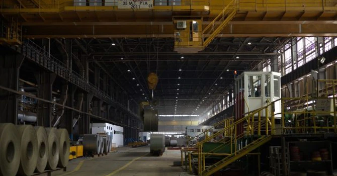 O fabrică din România își caută locul în noua industrie auto. Turcii de la Erdemir pariază pe fosta COS Târgoviște pentru a alimenta cererea de mașini electrice din SUA și Europa